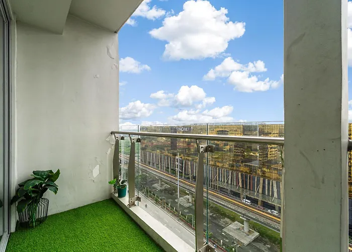 Spacious Family & Group With View Near Airport, Of Dreams, Solaire, Okada, Mall Of Asia, And Ayala Malls Manila