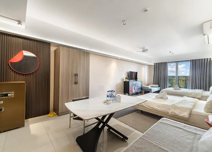 Spacious Family & Group With View Near Airport, Of Dreams, Solaire, Okada, Mall Of Asia, And Ayala Malls