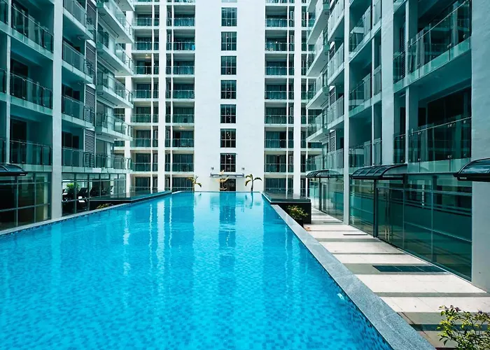 Hotel Spacious Family & Group With View Near Airport, Of Dreams, Solaire, Okada, Mall Of Asia, And Ayala Malls 3*