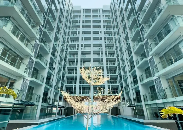 Hotel Spacious Family & Group With View Near Airport, Of Dreams, Solaire, Okada, Mall Of Asia, And Ayala Malls